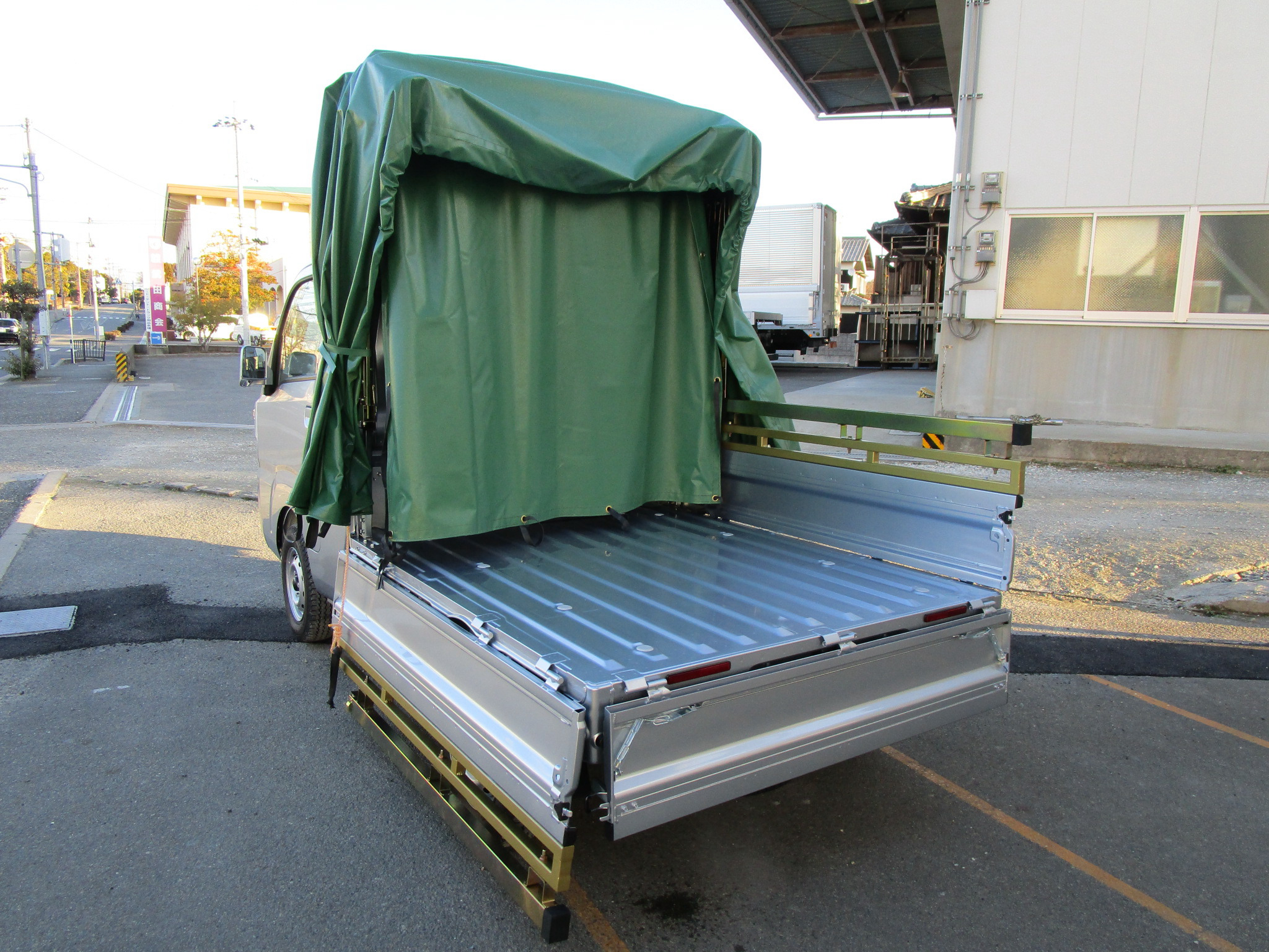 軽トラック架装 製品一覧 | 株式会社武田商会