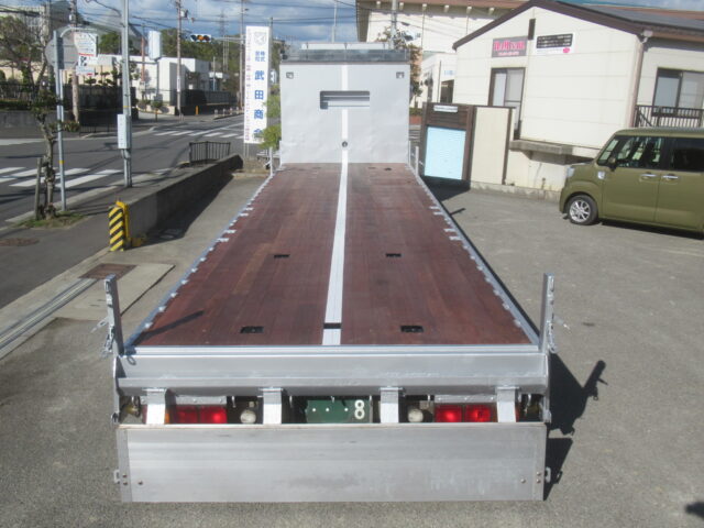 荷台板張り（アピトン）